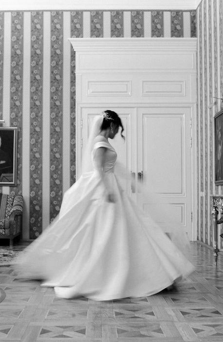 Продам дизайнерское свадебное платье