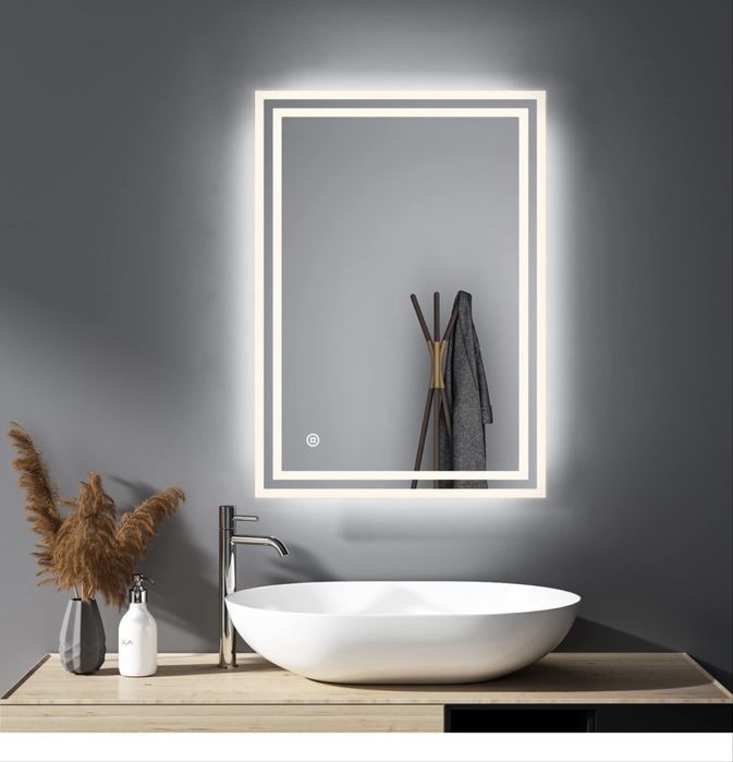 Oglindă LED baie 70x50 cm, iluminare integrată, design modern