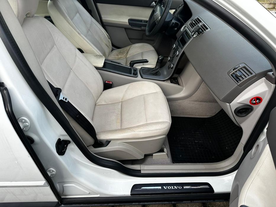 2008 Volvo S40 - 1.6 Benzina 100Cp - Piele Bej * Clima * Pilot Automat