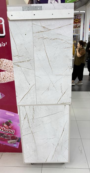 Стол для продажи