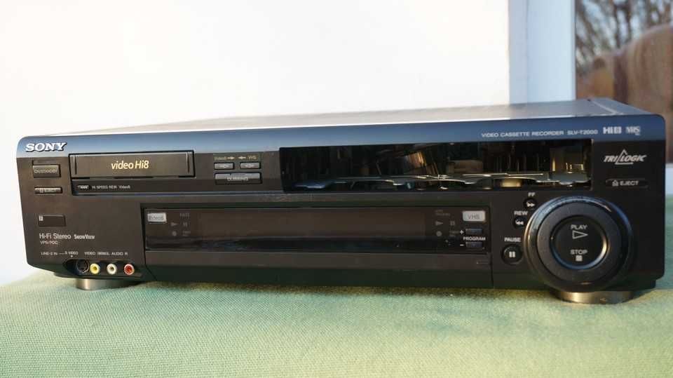 Video recorder COMBO VHS Video Hi8 Sony SLV-T2000 defect