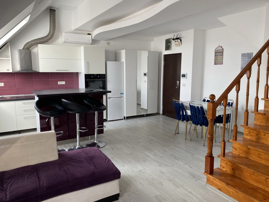 Apartament 4 camere zona Torontalului