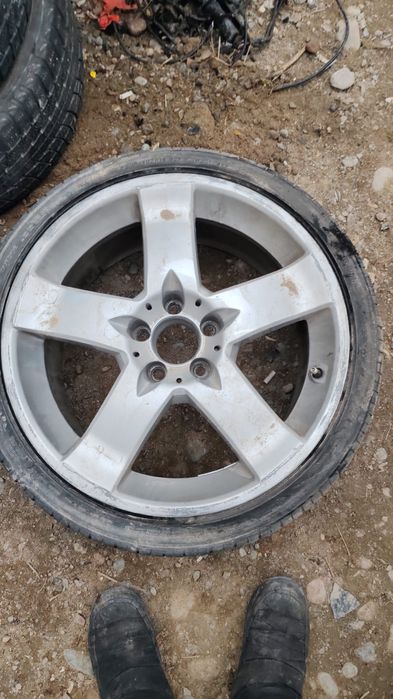 Продам диски титанку 18 размер