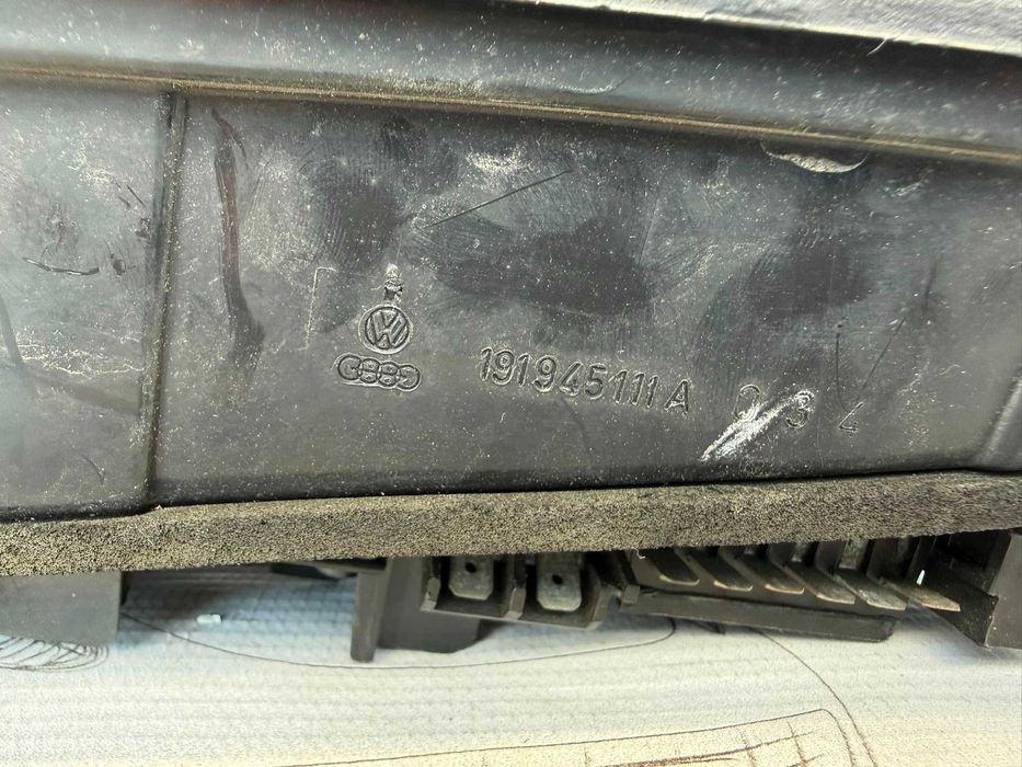 Stop Aripă Stânga VW Golf 2 1989 / 1983-1992 / Cod OEM 191945111A (5B2)