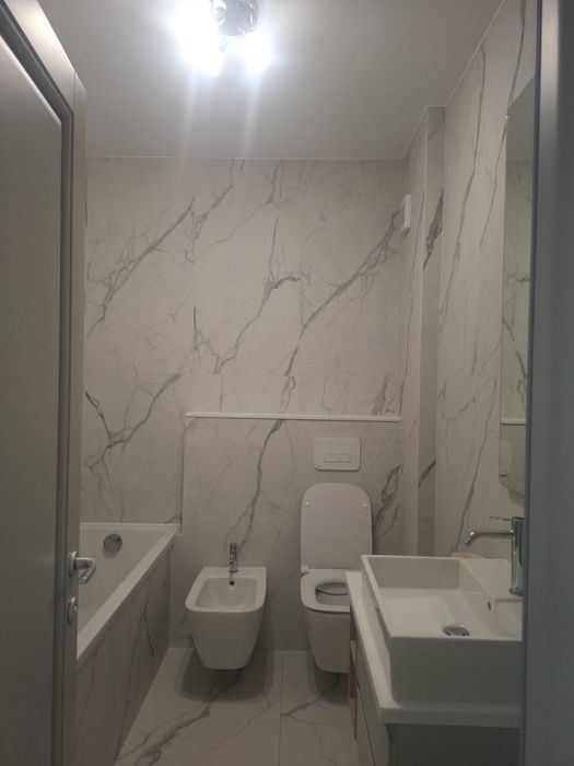 Inchiriez apartament doua camere