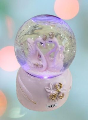 снежный шар музыкальный