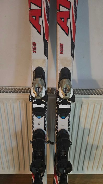 Schiuri Atomic Dama/Barbati Marime 159