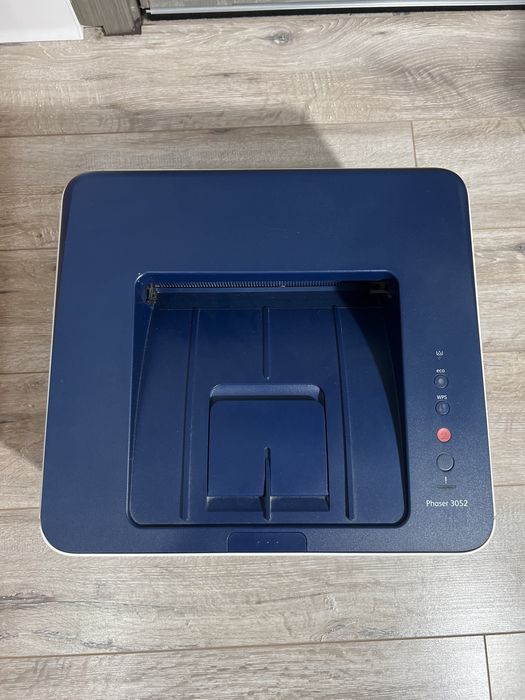 Vând imprimantă Phaser Xerox 3052