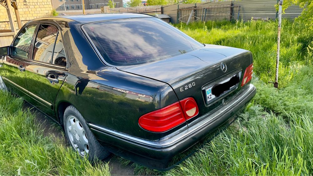 Продаю Mersedes-benz E 280, лупарь