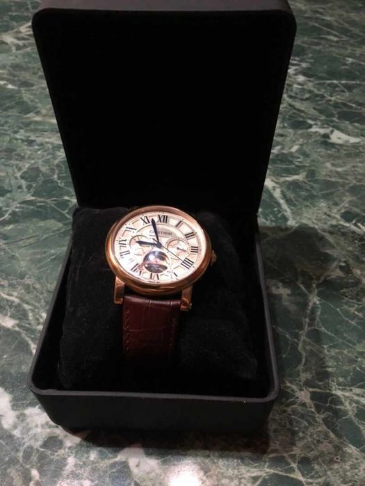 Мужские часы (новый)