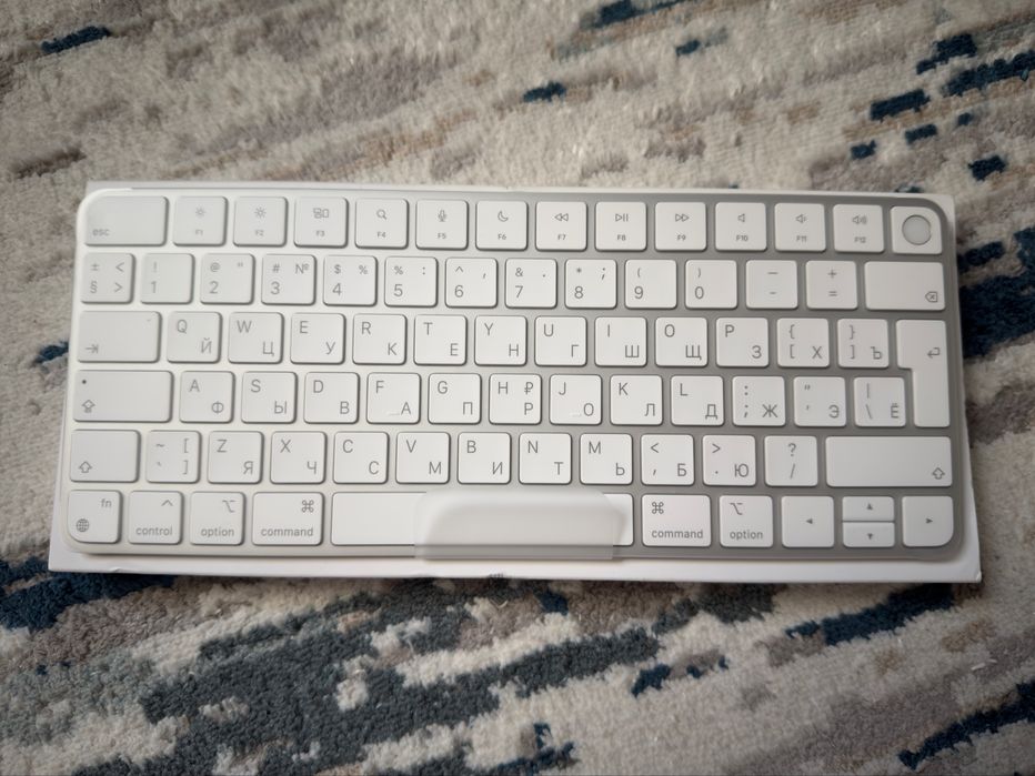 Клавиатура apple с touch id