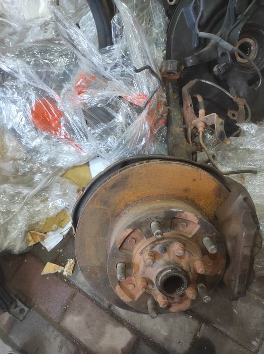 Цапфа левая и правая TLC 100