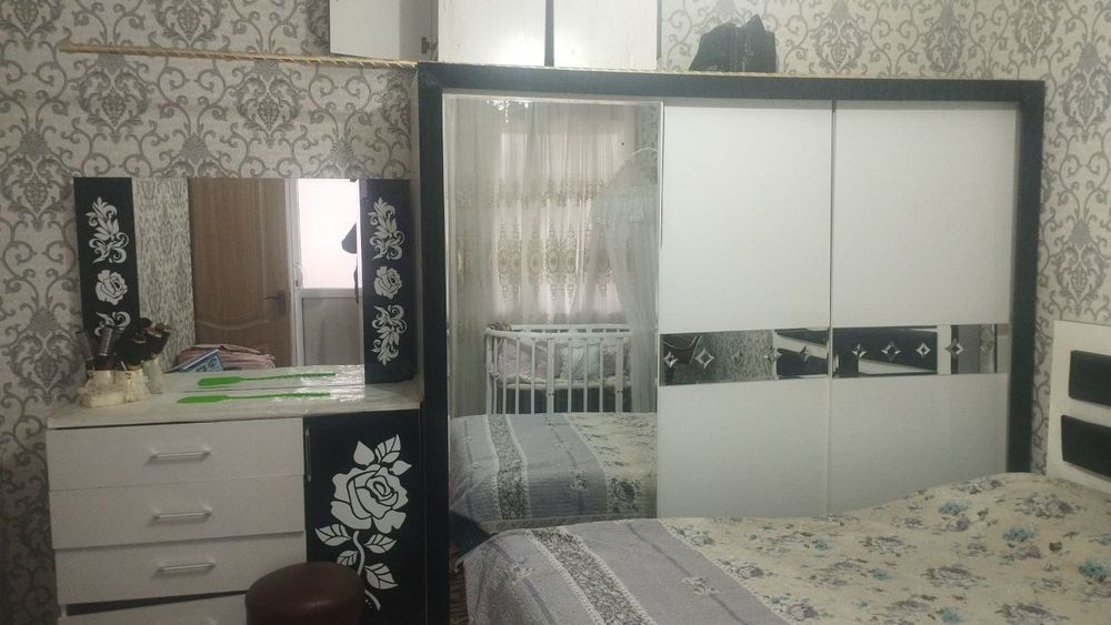 Мебел ва жихозлар сотилади