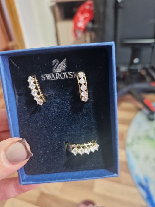 Продам женские украшения