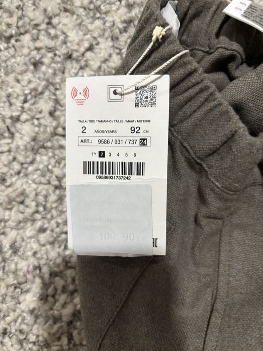 Pantaloni Zara m 92