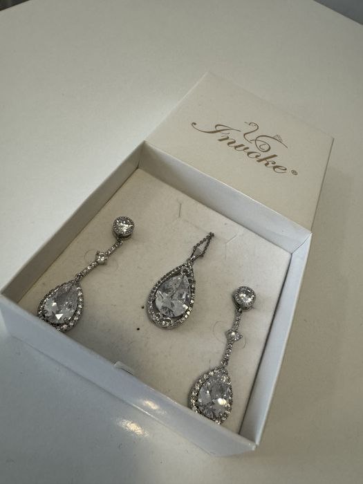 Бижута - колие, обици, гривна, пръстен Swarovski/ Invoke