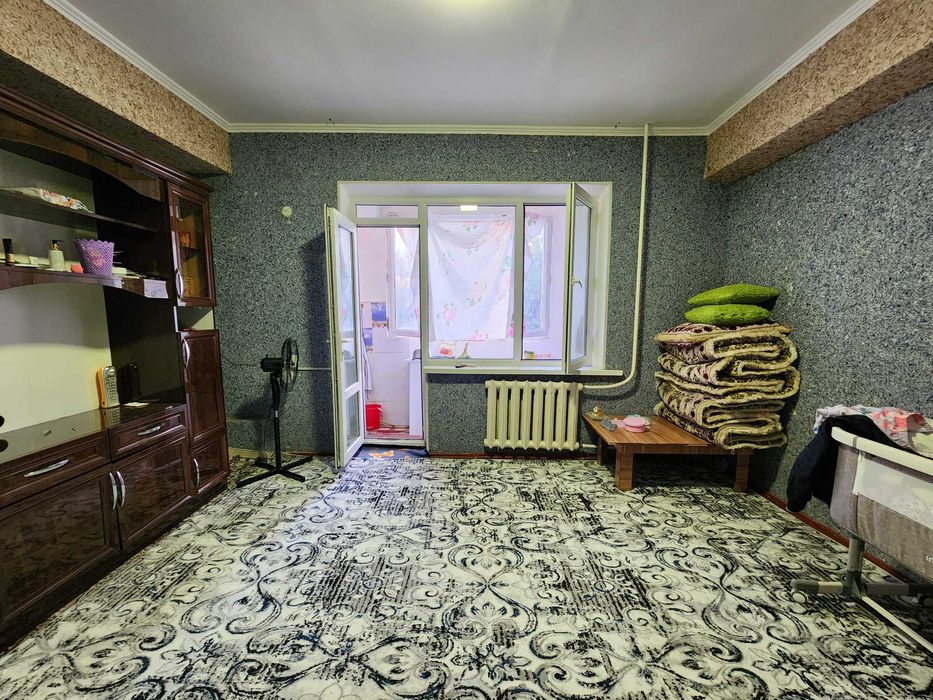 Срочно! Юнусабад, 2 кв., дом 25, квартира.111, 3 этаж., 1-комн.