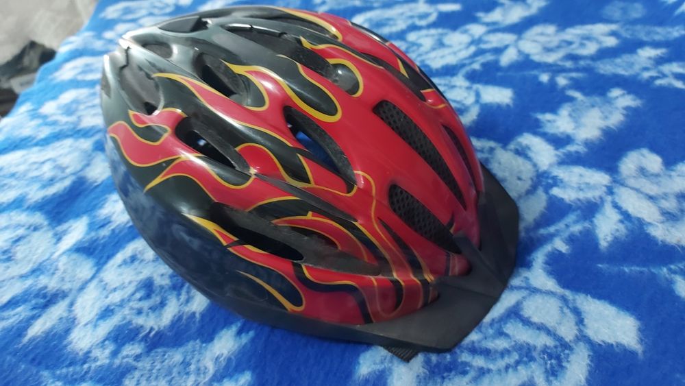 Каска за велосипед