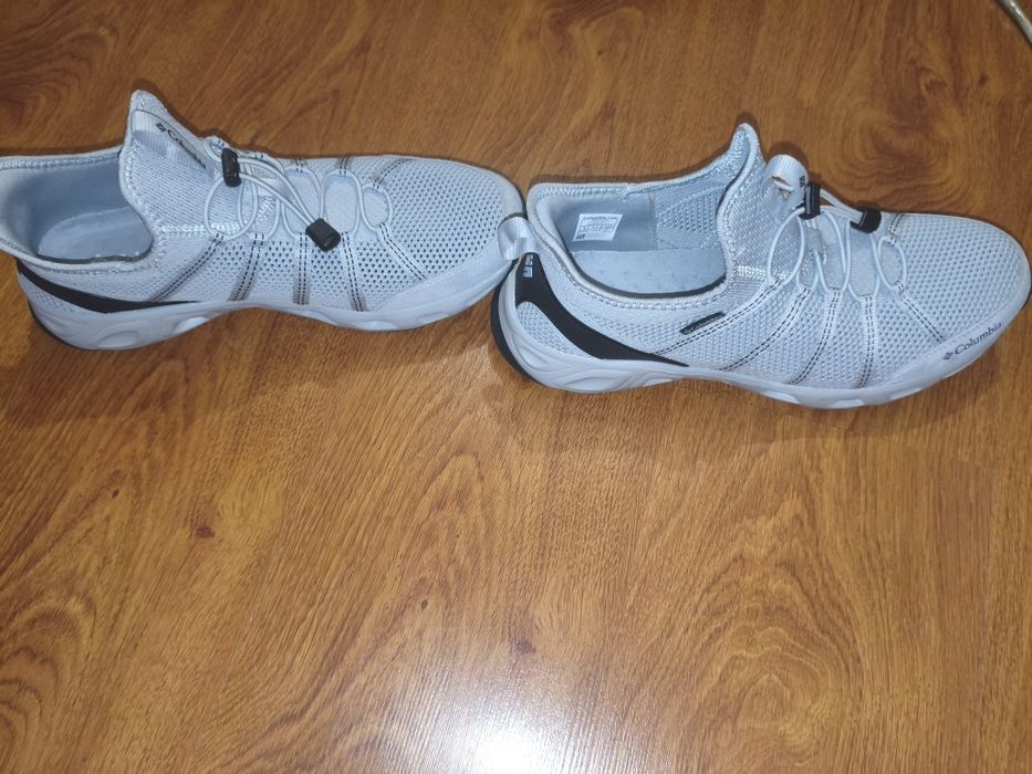 Продам кроссовки Columbia  45 р-р