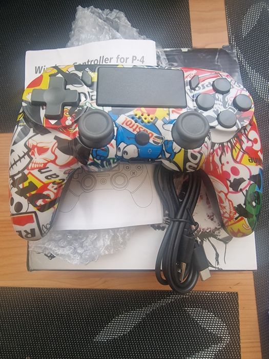 Лот от аксесоари за PS4 Pro
