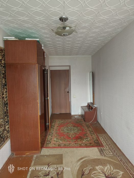 Продам квартиру 3-х комнатную