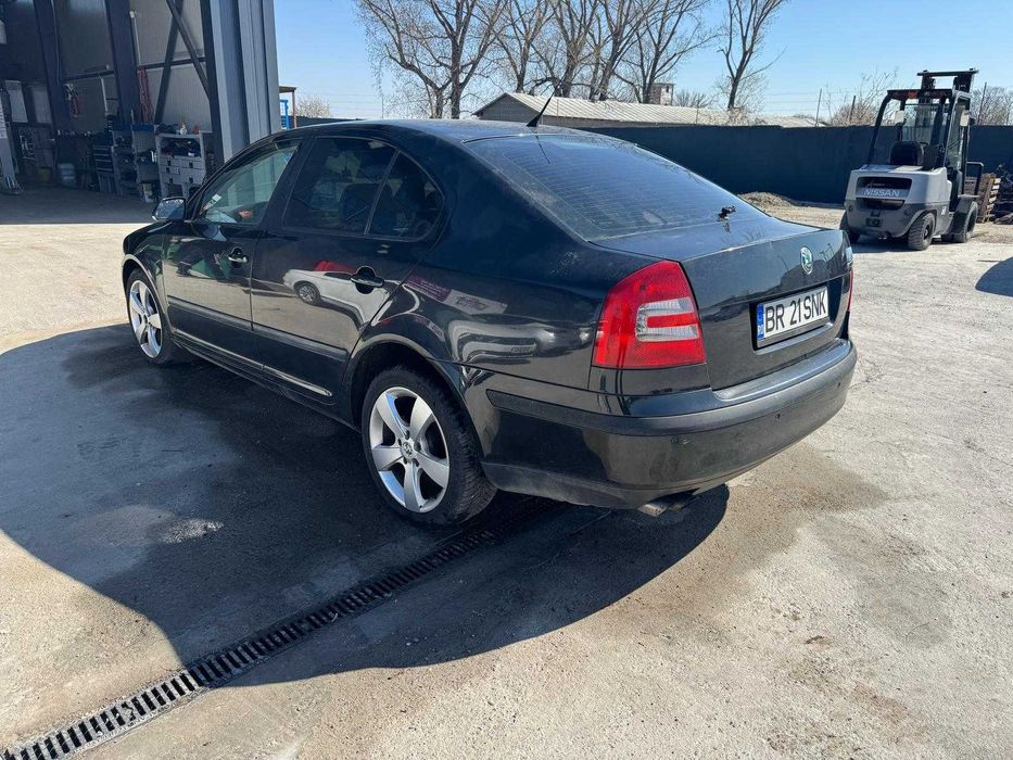 Dezmembrez Skoda Octavia 2006 2.0 benzina Automata