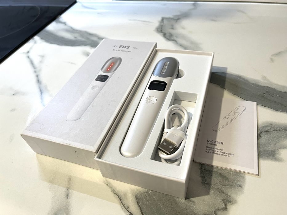 Продам массажер для глаз Срочно торг