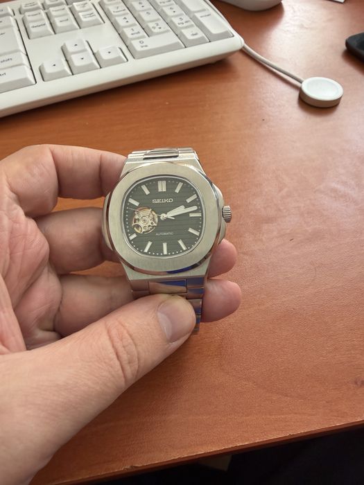 Seiko Patek Philippe nautilus tribute