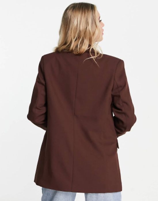 Пиджак от Stradivarius