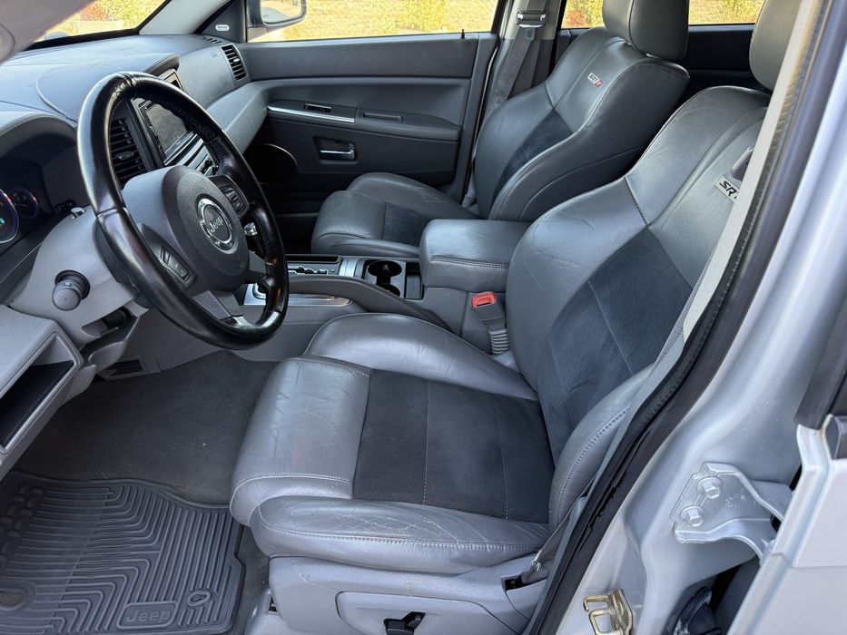Jeep Grand Cherokee 6.1 HEMI V8 SRT / FULL / KOJA / DVD