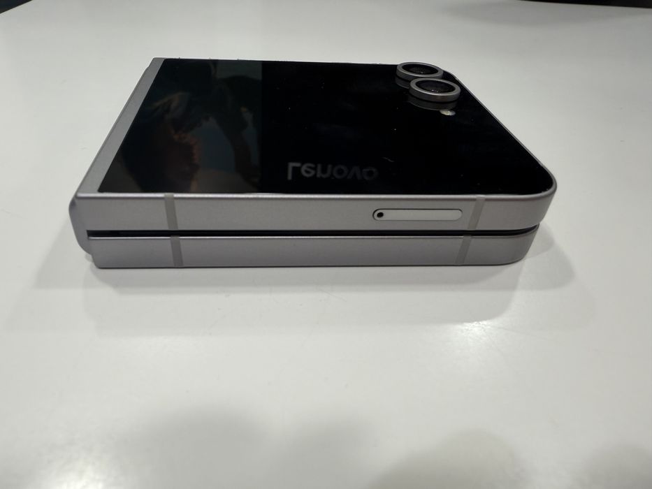 Samsung galaxy z flip 6