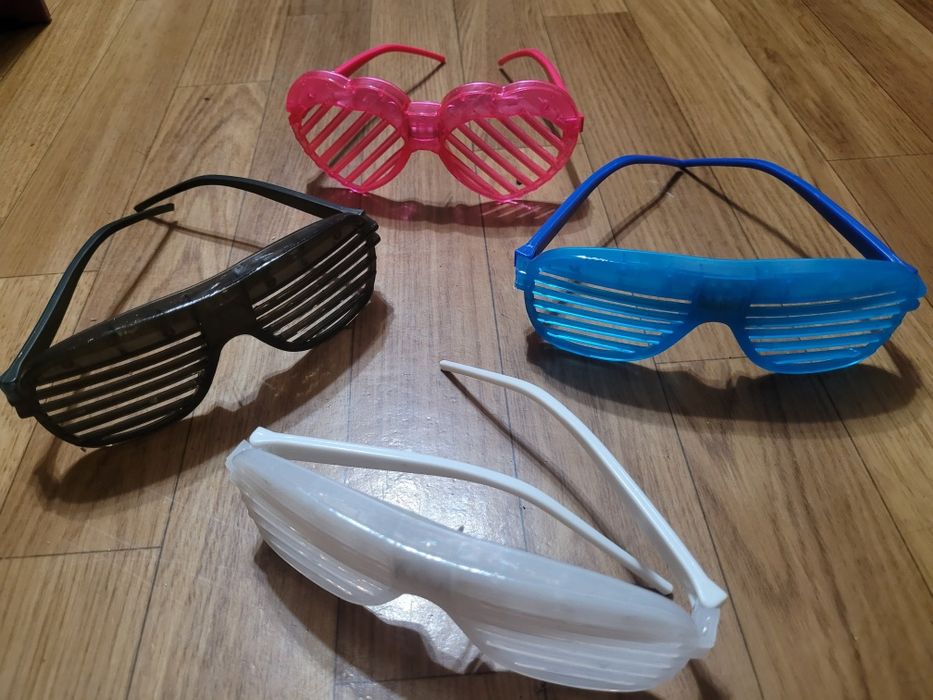 Очки карнавальные (4 расцветки)