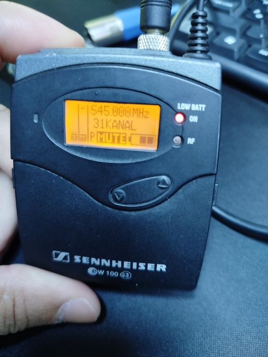 Беспроводной микрофон Sennheiser