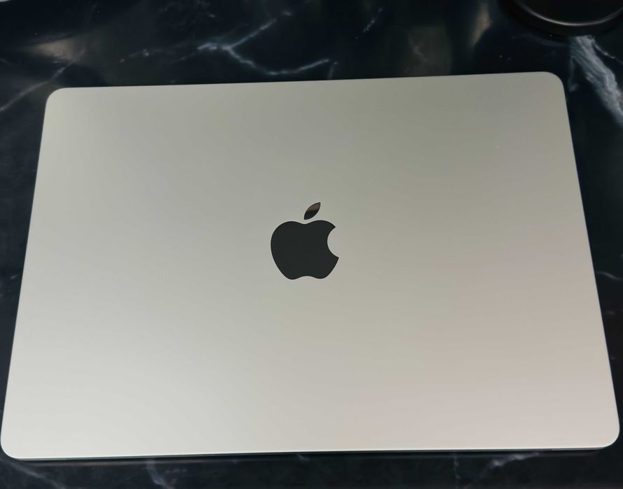 Apple MacBook Air 13.6'', Apple M3, 16GB, 256GB.Starlight,ГАРАНЦИЯ