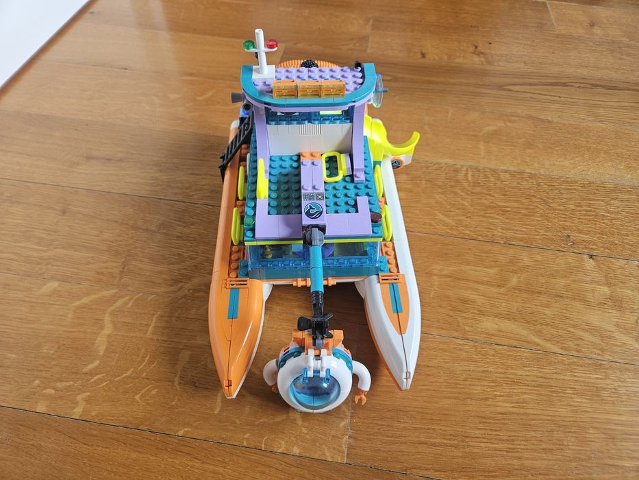 Barca de salvare lego friends