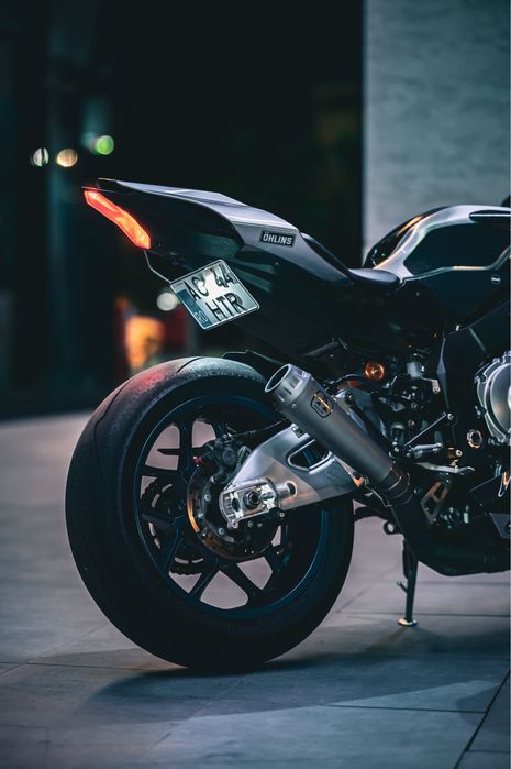 Yamaha r1m rn32 schimb