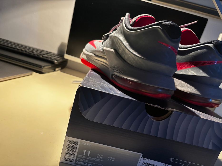 NIKE KD VII 7 GS Kevin Durant calm Befor Storm HYPER PUNCH