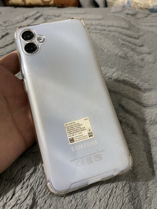 Самсунг А04е 64гб