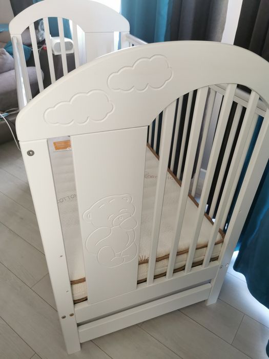 Бебешка дървена кошара