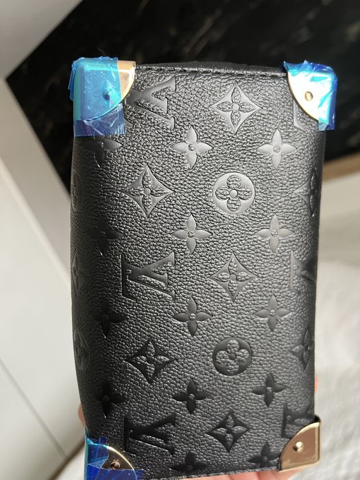 Дамска чанта нова / Louis Vuitton Black Monogram Empreinte Leather Handbag – Gold Hardware – New/Unused