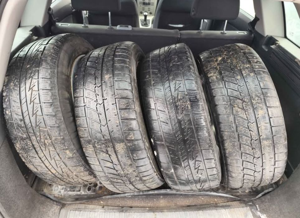 Set 4 jante tabla cu tot cu anvelope M+S (All seazon)