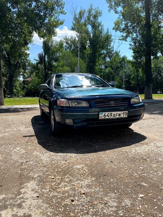Срочно продам машину