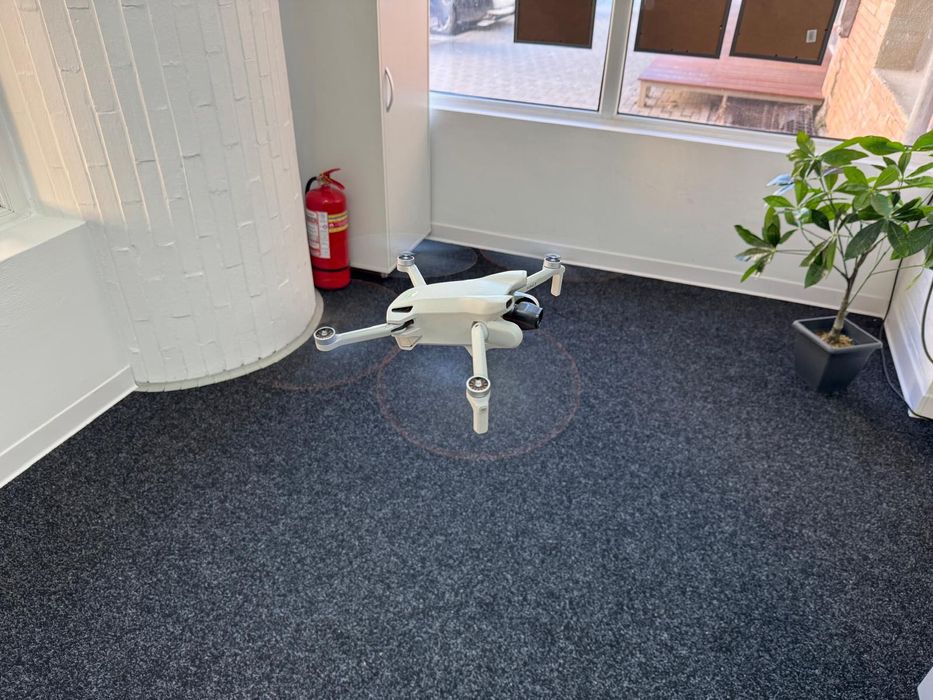 Drona Dji Mini 3