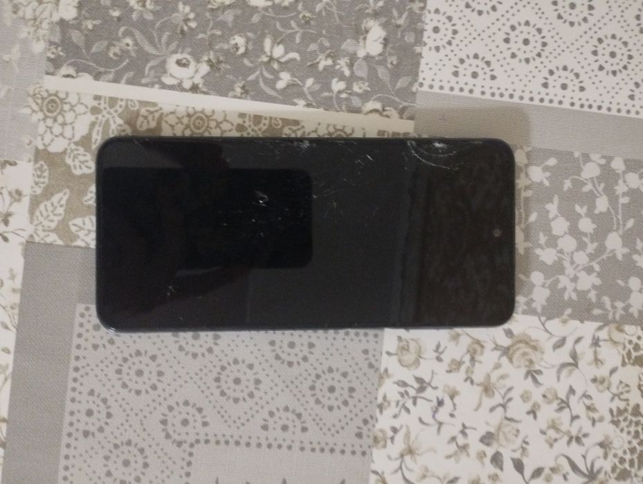 Xiaomi 9 pro сломанный каробка есть