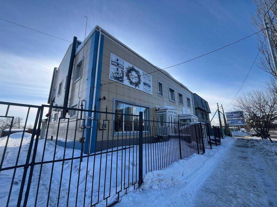 Продам ком. помещение в центре