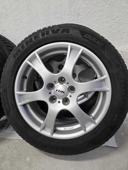 Всесезонни гуми с джанти