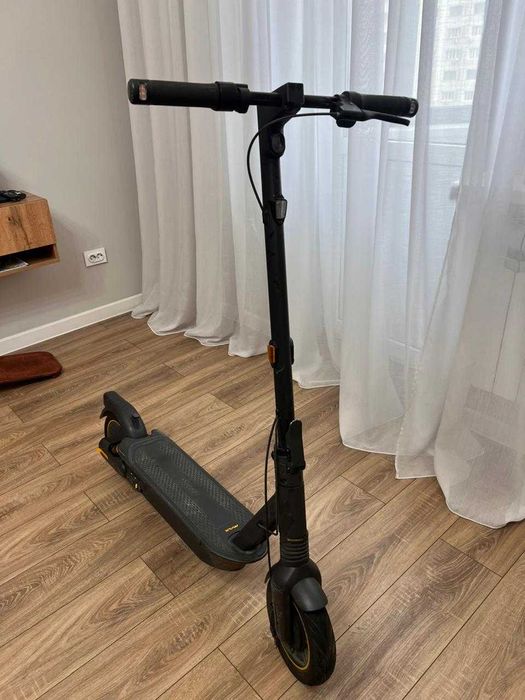 Ninebot KickScooter MAX G2