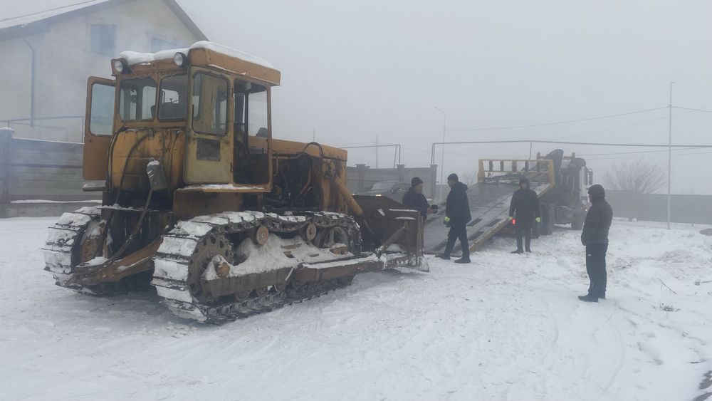 Бульдозер чтз 170  продам