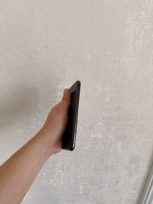 iPhone Xs Max 64Gb - В идеальном состоянии