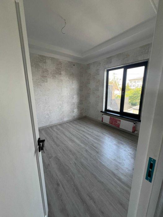 продам новый евро участок  метро чкалова  2 этажный 5 комнат